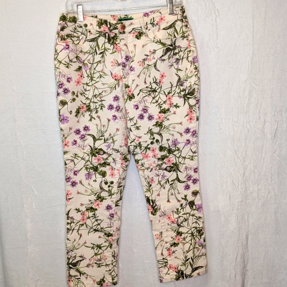 Floral Print Denim Pants By Wonder Size 8P.